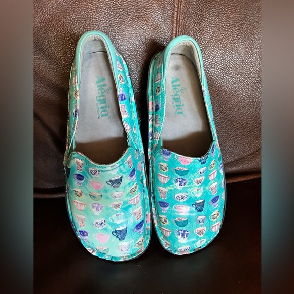 Alegria Womens Debra Teacup slip on clogs, size 37 - Picture 3 of 14